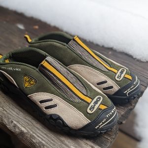 Five Ten men's slip on bike/mountain bike shoes size 8